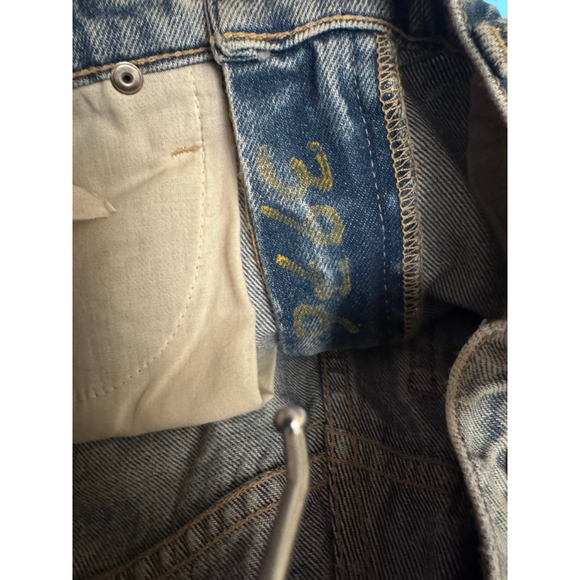 Sneak Peek High Rise Distressed Denim Shorts 11/30 - Picture 7 of 7